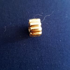 Gold pandora clip
